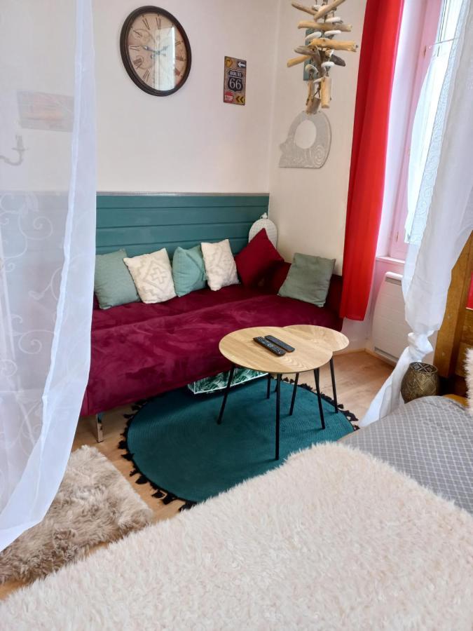 Studio Du Voyage Gare D Auray Brech Exteriér fotografie